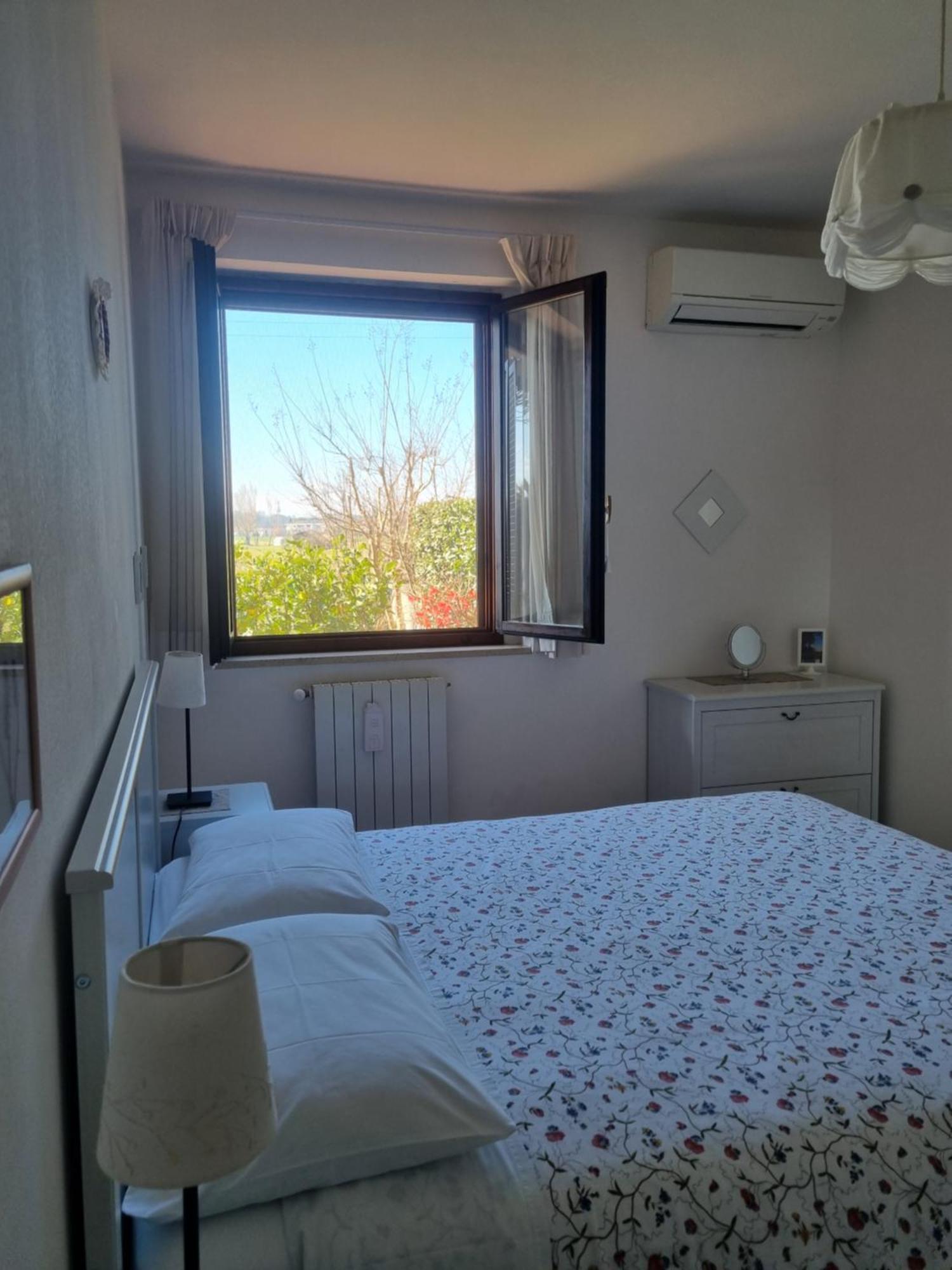 Bed And Breakfast Catherina Ponsacco Exterior foto